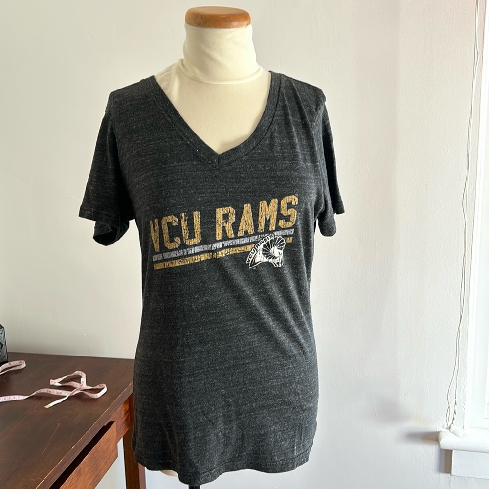 VCU Rams v-neck tee